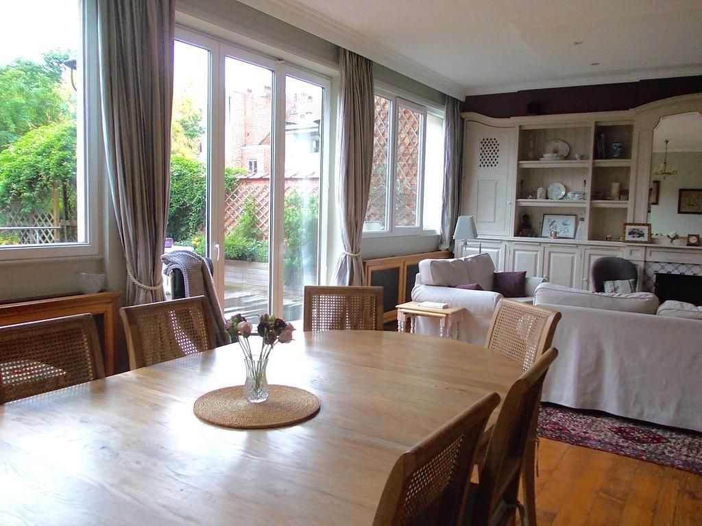 B&B Chambre Chocolat Woluwe-Saint-Lambert Экстерьер фото
